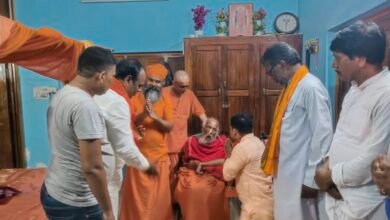 आज महर्षि मेंही आश्रम, कुप्पाघाट के प्रांगण में हरियाणा के पूर्व मंत्री **जगदीश नायर** सहित कई गणमान्य व्यक्तियों ने दर्शन किया।